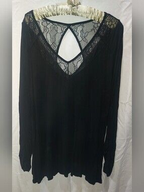 Michel Studio Black Long Sleeve Lace-Trim V-Neck Top